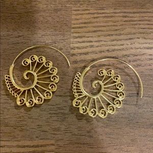 Beautiful gold earrings